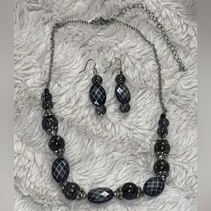 Black and Silver Necklace Set